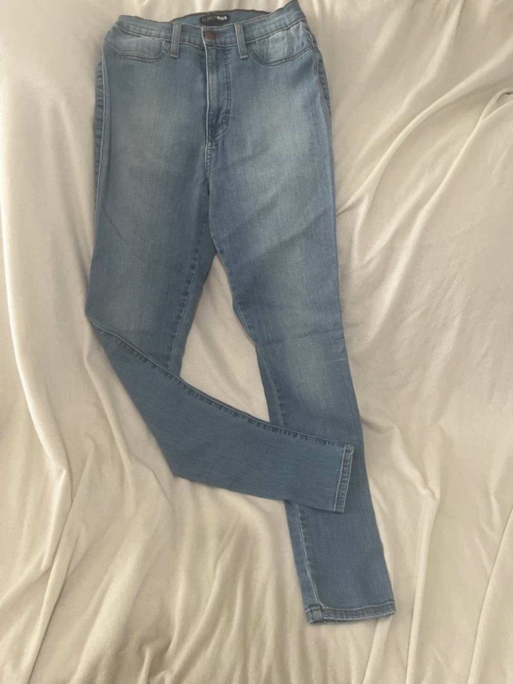 Fashion Nova Light Wash Skinny Jeans - Blue